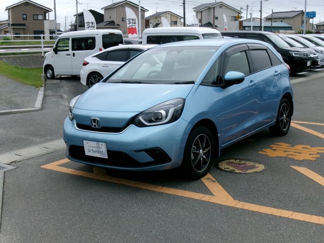 Japanese used car Ref# 1604618 HONDA / FIT e:HEV 4WD