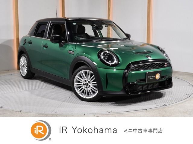 Japanese used car Ref# 1604650 BMW / MINI COOPER SD 5DOOR