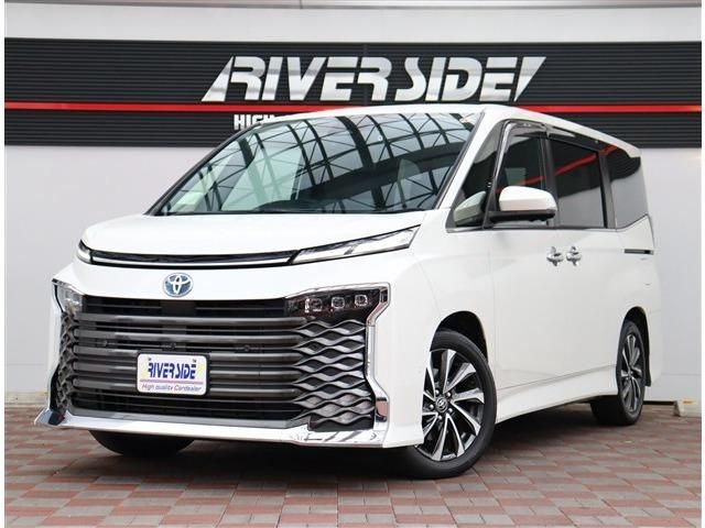 Japanese used car Ref# 1604949 TOYOTA / VOXY HYBRID 4WD