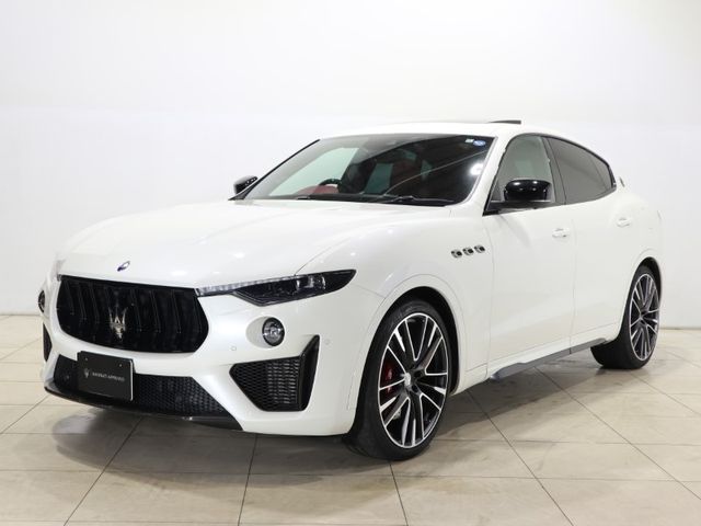 Japanese used car Ref# 1604962 MASERATI / MASERATI Levante