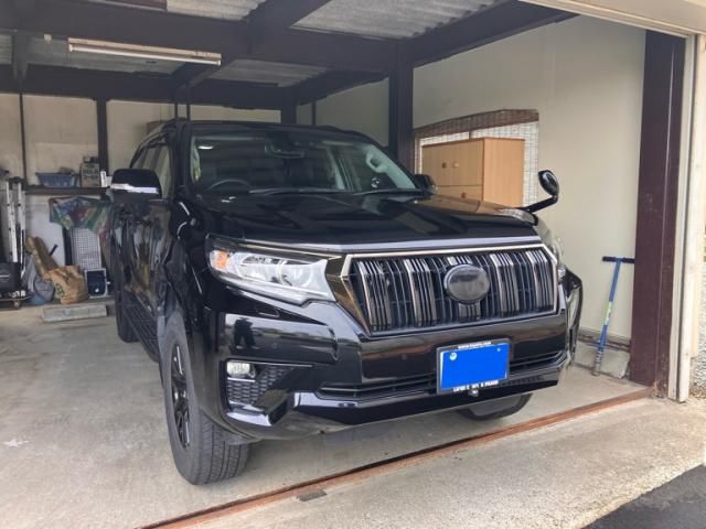 Japanese used car Ref# 1605052 TOYOTA / LANDCRUISER PRADO