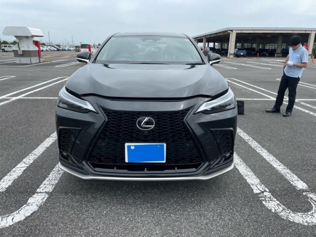 Japanese used car Ref# 1605117 TOYOTA / LEXUS NX350h AWD