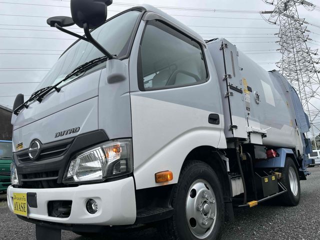 Japanese used car Ref# 1605176 HINO / DUTRO