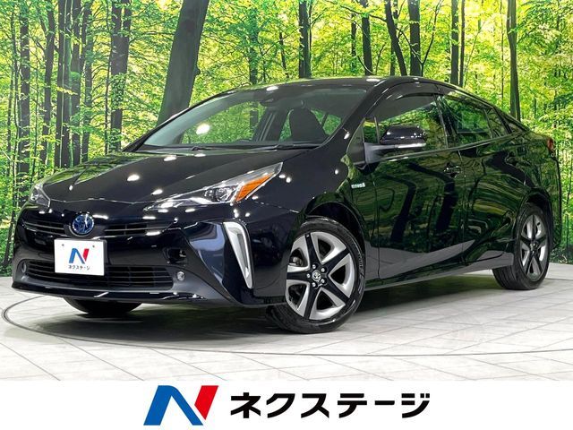 Japanese used car Ref# 1605241 TOYOTA / PRIUS 4WD