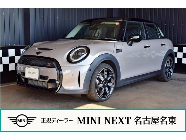 Japanese used car Ref# 1605290 BMW / MINI COOPER SD 5DOOR