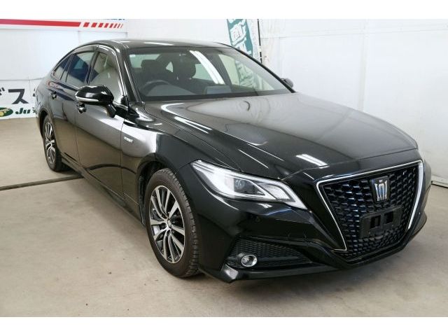 Japanese used car Ref# 1605388 TOYOTA / CROWN sedan hybrid