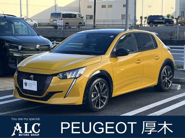 Japanese used car Ref# 1605479 PEUGEOT / PEUGEOT 208