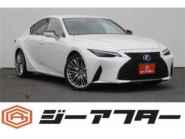 Japanese used car Ref# 1605533 TOYOTA / LEXUS IS300h AWD