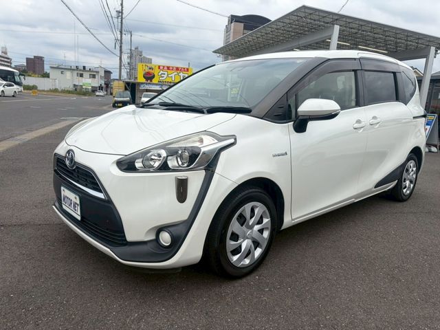 Japanese used car Ref# 1605629 TOYOTA / SIENTA HYBRID
