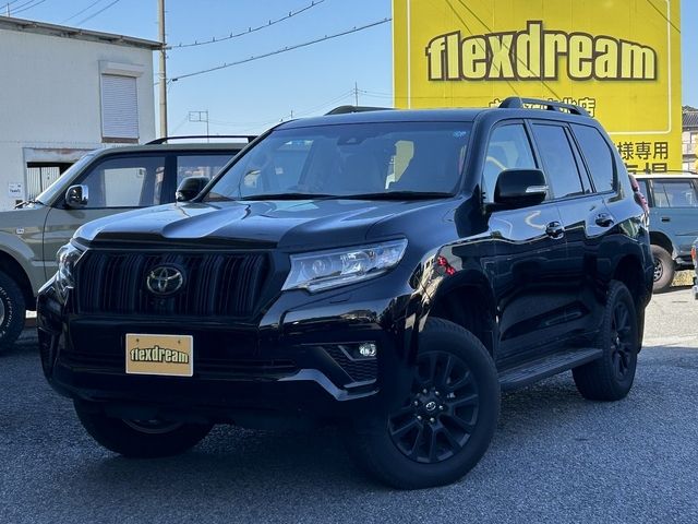 Japanese used car Ref# 1605638 TOYOTA / LANDCRUISER PRADO