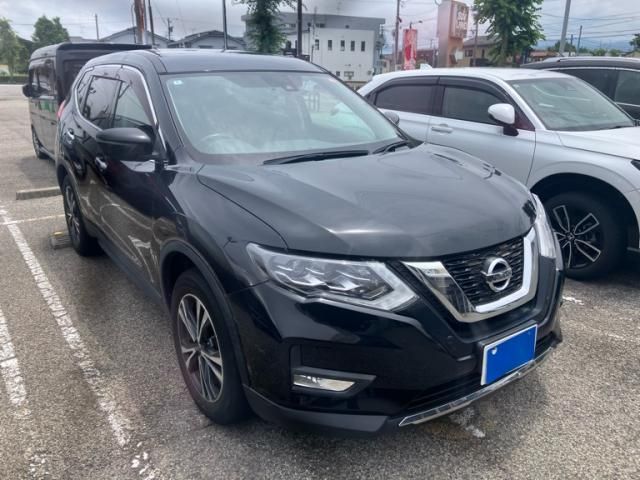 Japanese used car Ref# 1605670 NISSAN / X-TRAIL 4WD