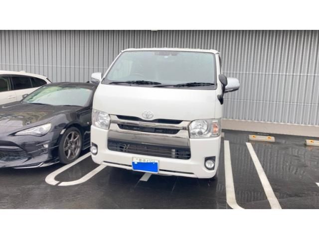 Japanese used car Ref# 1605685 TOYOTA / HIACE van 4WD