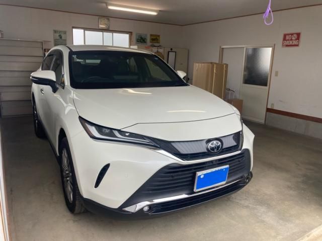 Japanese used car Ref# 1605687 TOYOTA / HARRIER 2WD