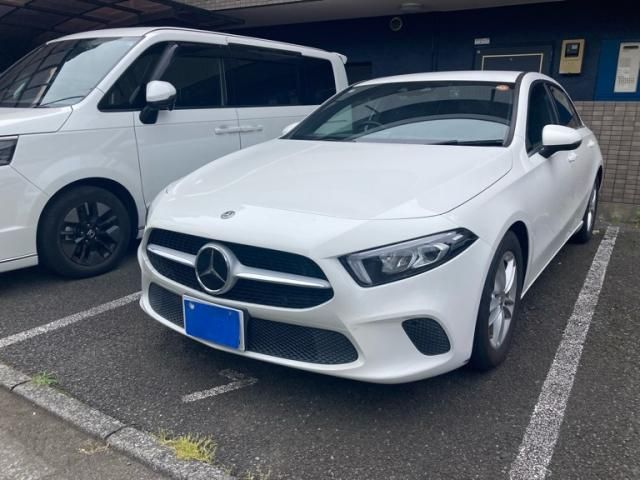 Japanese used car Ref# 1605723 MERCEDES BENZ / MERCEDES BENZ A class