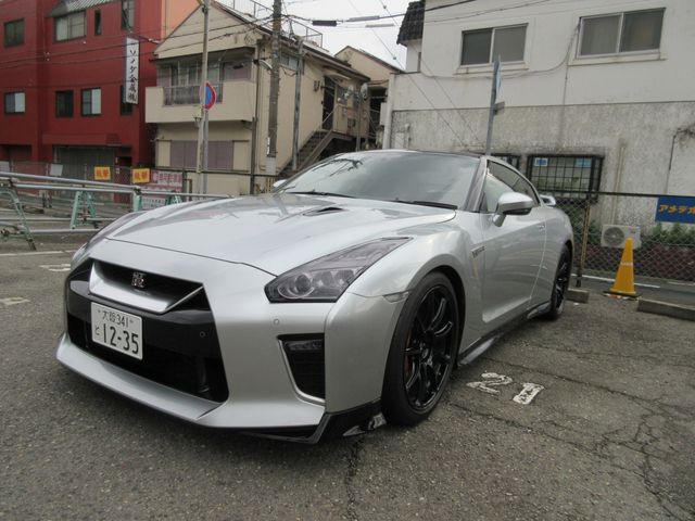 Japanese used car Ref# 1605816 NISSAN / GT-R