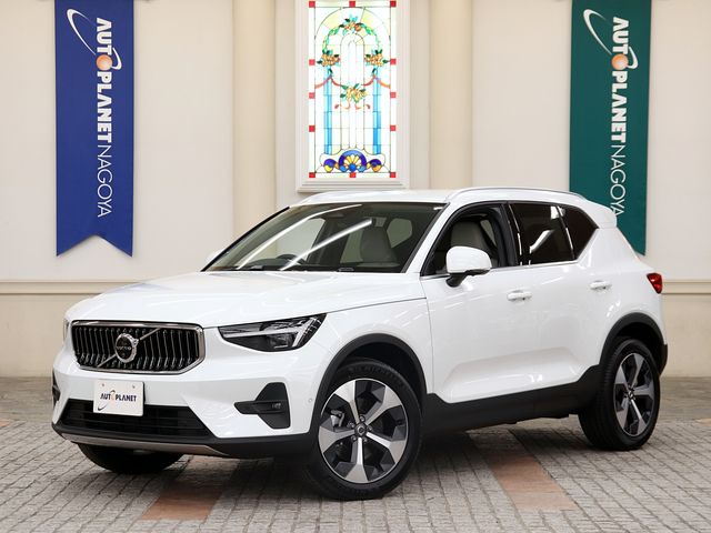 VOLVO / VOLVO XC40
