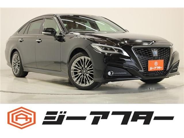 TOYOTA / CROWN sedan hybrid 4WD