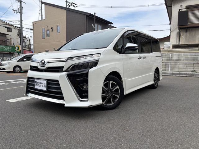 Japanese used car Ref# 1606032 TOYOTA / VOXY
