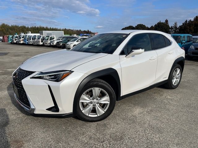 Japanese used car Ref# 1606404 TOYOTA / LEXUS UX250h