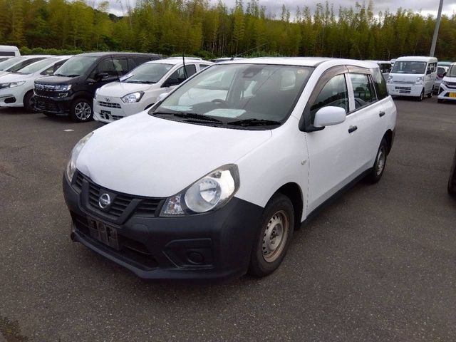 NISSAN / NV150 AD 2WD