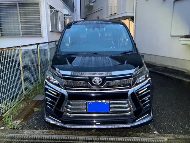 TOYOTA / VOXY
