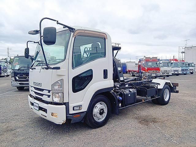Japanese used car Ref# 1606699 ISUZU / FORWARD