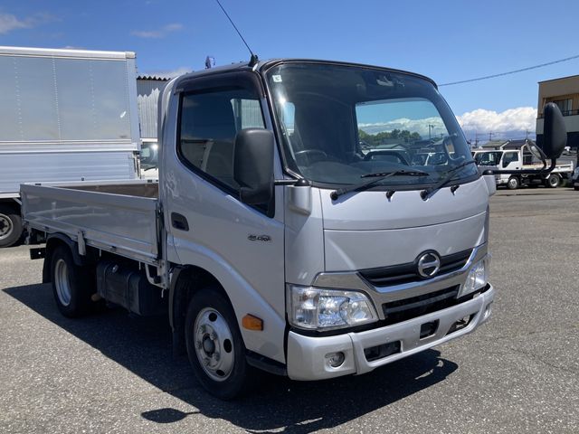 Japanese used car Ref# 1606880 HINO / DUTRO