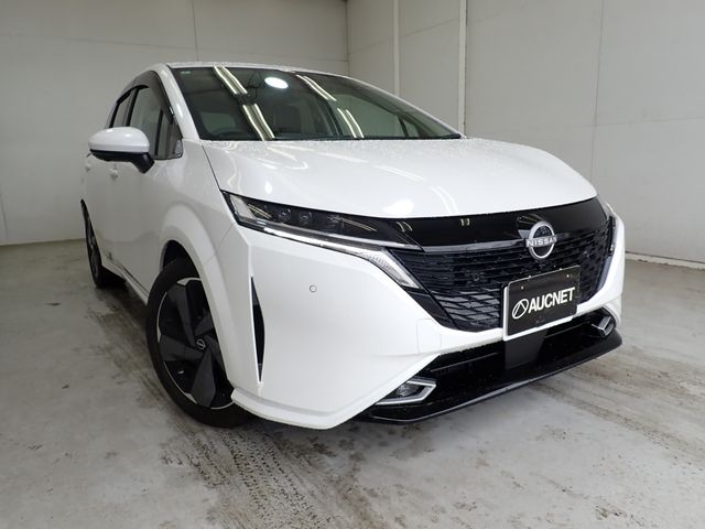NISSAN / AURA