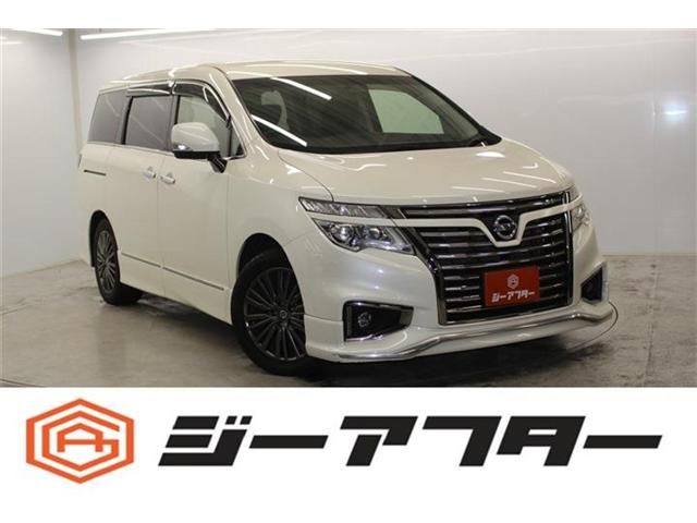 Japanese used car Ref# 1606975 NISSAN / ELGRAND