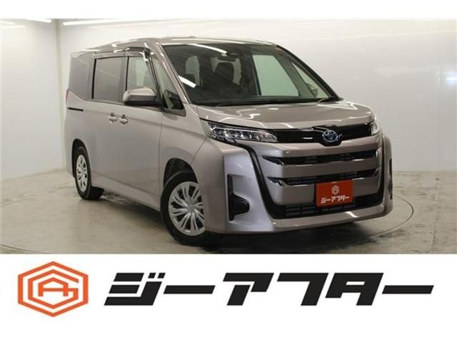 TOYOTA / NOAH HYBRID