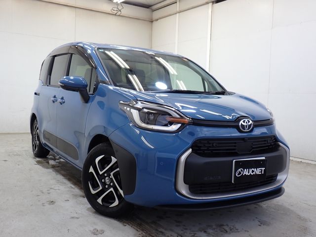 TOYOTA / SIENTA HYBRID