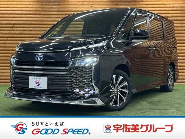 TOYOTA / VOXY HYBRID