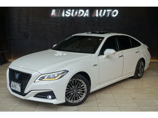 TOYOTA / CROWN sedan hybrid