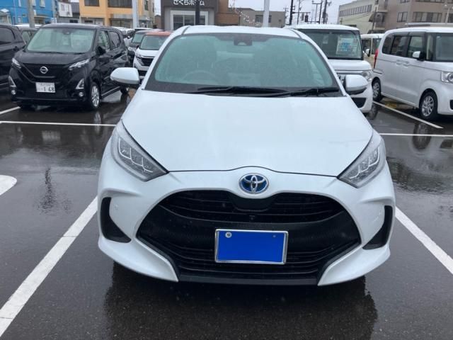 Japanese used car Ref# 1607866 TOYOTA / YARIS HYBRID