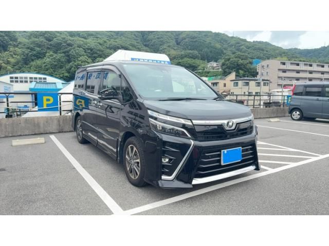 TOYOTA / VOXY