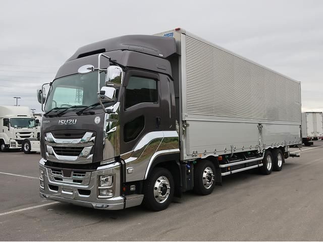 ISUZU / GIGA