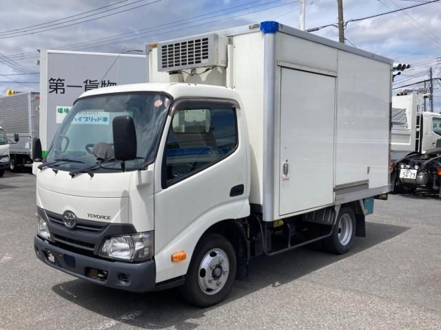 TOYOTA / DYNA