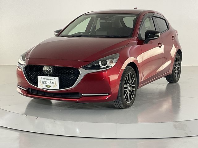 Japanese used car Ref# 1608045 MAZDA / MAZDA2