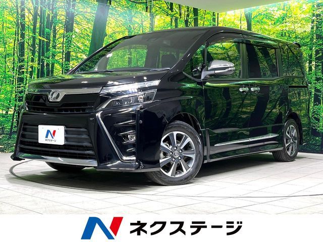 TOYOTA / VOXY