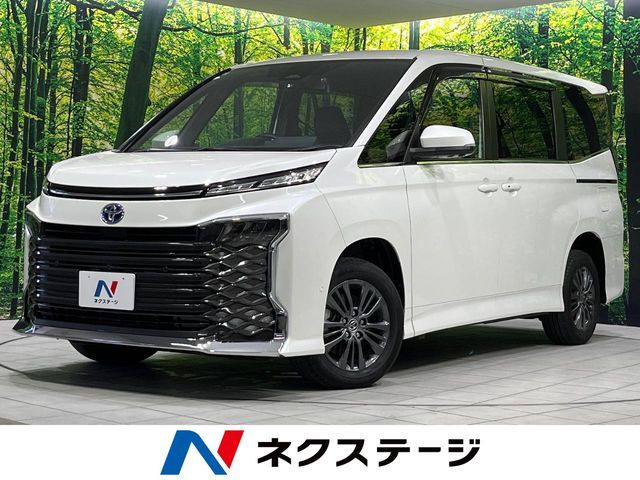 Japanese used car Ref# 1608251 TOYOTA / VOXY HYBRID 4WD