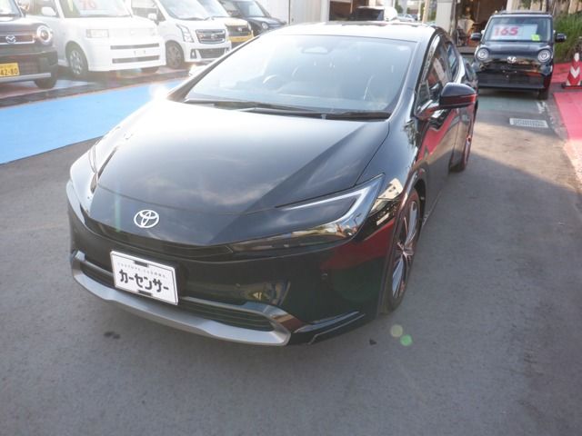 Japanese used car Ref# 1608316 TOYOTA / PRIUS 4WD