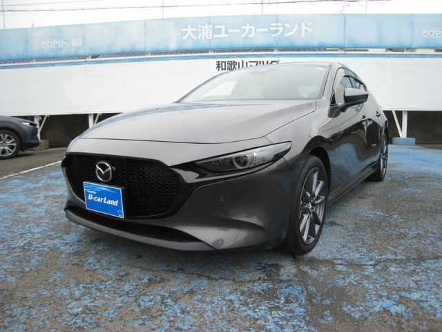 Japanese used car Ref# 1608411 MAZDA / MAZDA3 FASTBACK