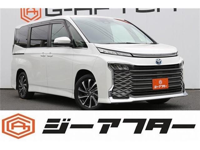 Japanese used car Ref# 1608558 TOYOTA / VOXY HYBRID