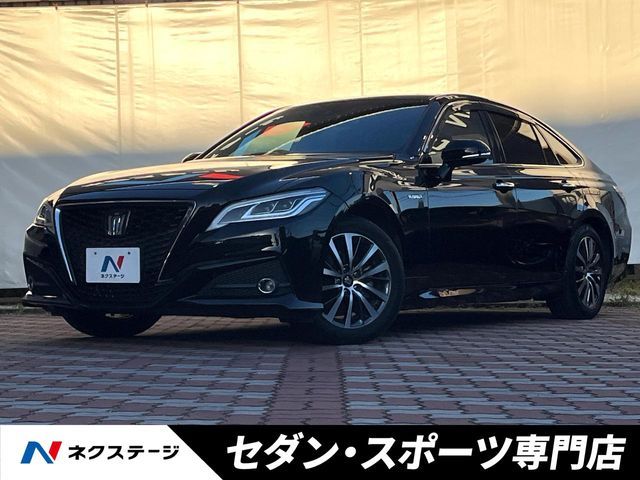 TOYOTA / CROWN sedan hybrid