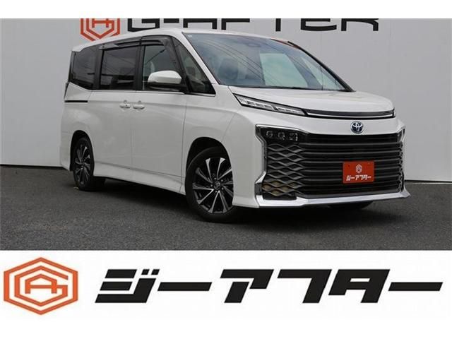 Japanese used car Ref# 1609085 TOYOTA / VOXY HYBRID
