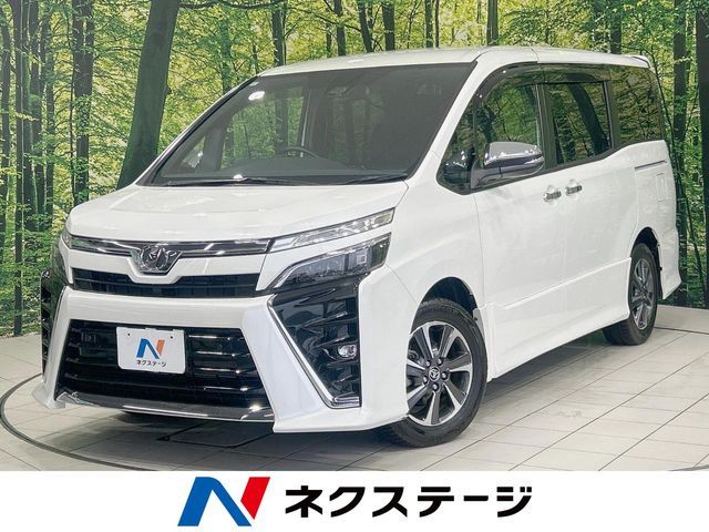 TOYOTA / VOXY