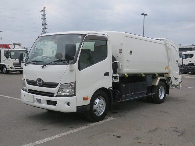 Japanese used car Ref# 1609492 HINO / DUTRO
