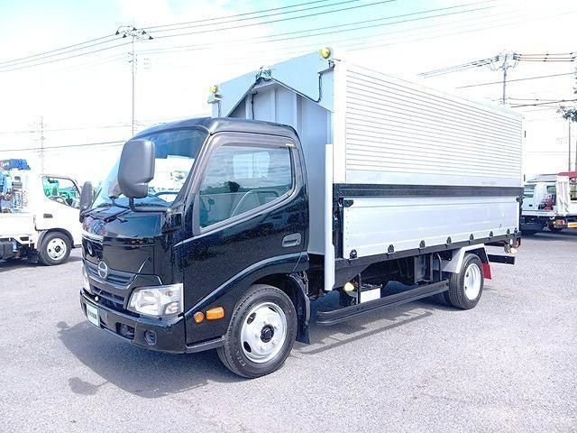 Japanese used car Ref# 1609507 HINO / DUTRO