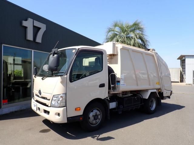Japanese used car Ref# 1609521 HINO / DUTRO