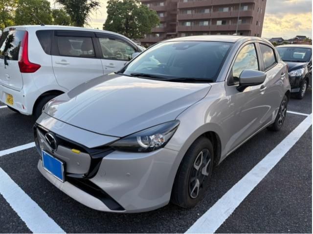 Japanese used car Ref# 1609840 MAZDA / マツダ２